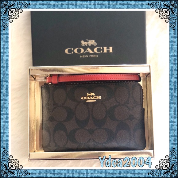 COACH Wristlet 🆕 - Picture 3 of 7